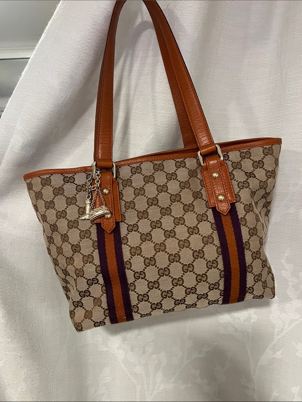 Gucci Beige GG Canvas Tote with Orange Leather Handles and Purple/Orange Stripes - Picture 11 of 11